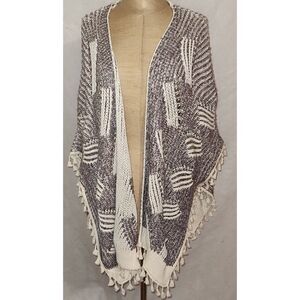 by Anthropologie Womens Shawl Poncho Knit White Brown One Size